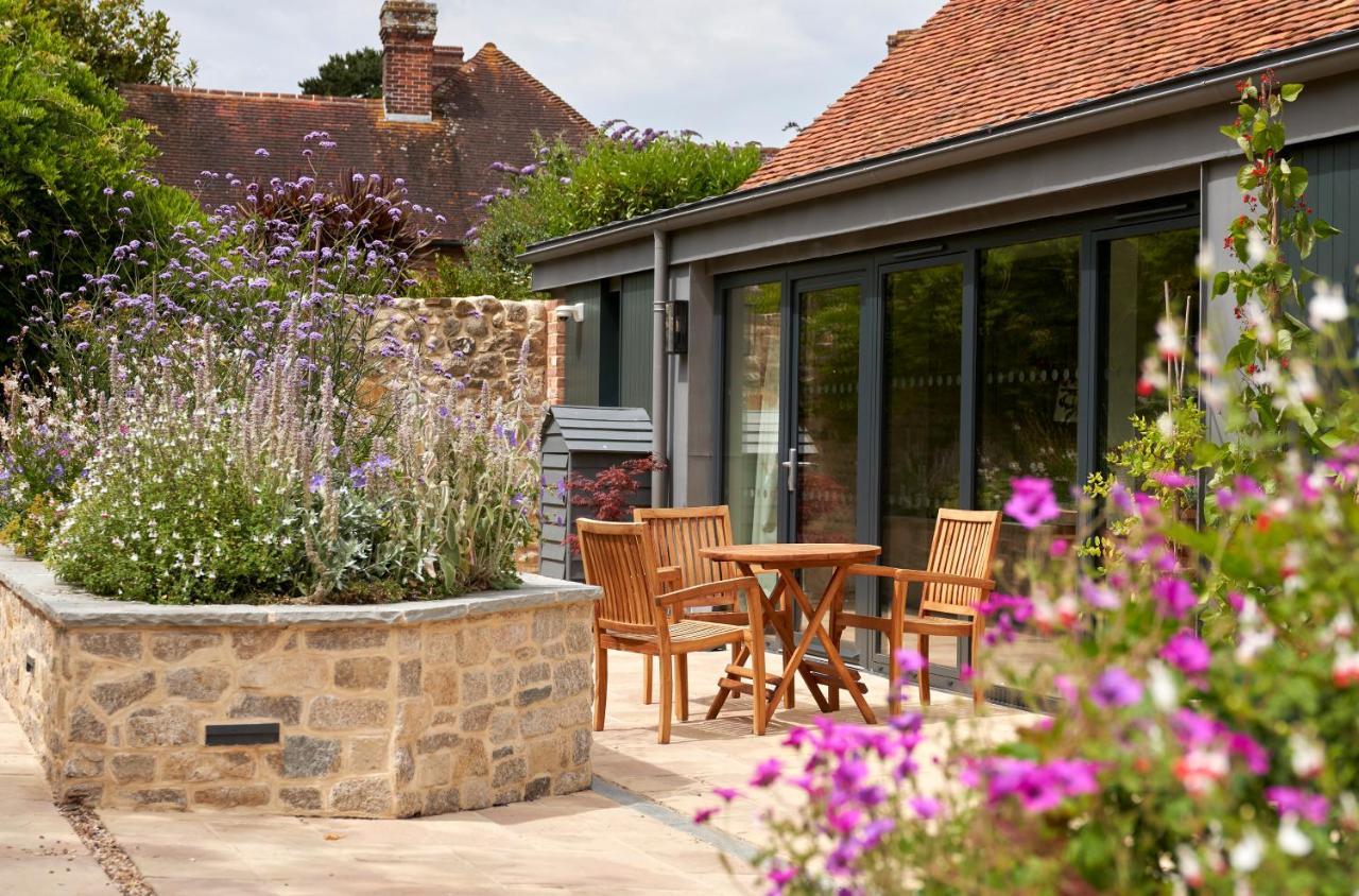 The Montagu Arms Hotel Beaulieu Exterior foto