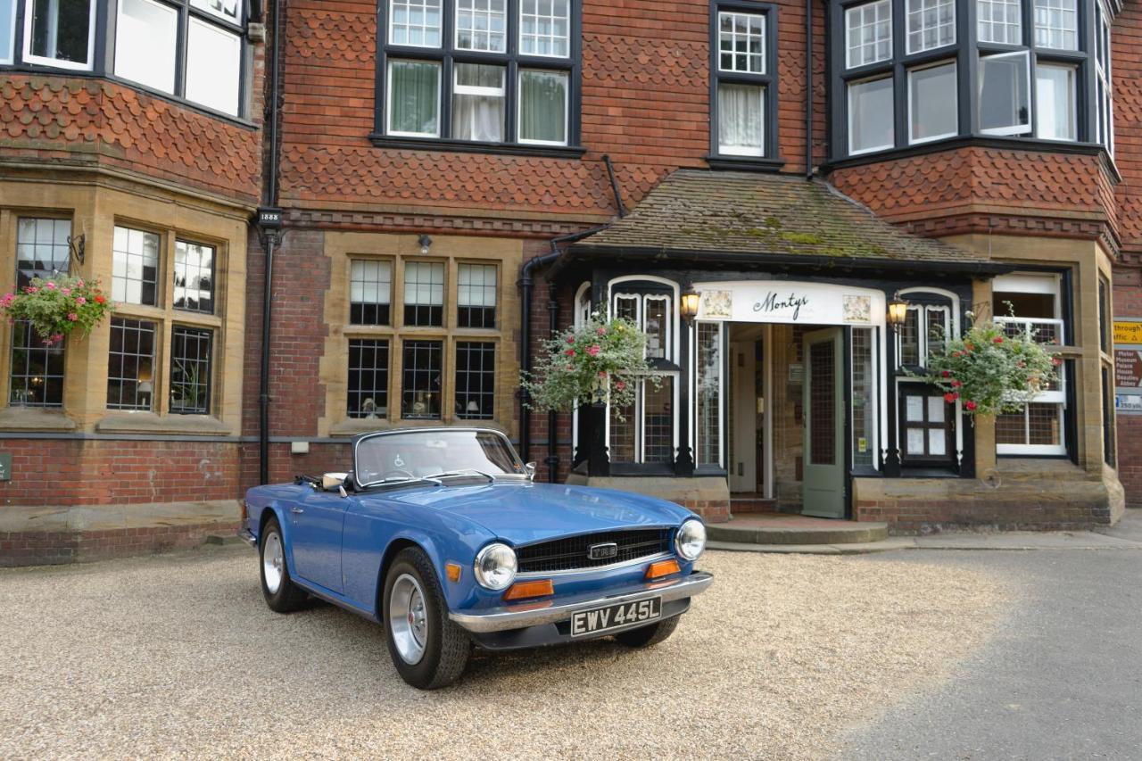 The Montagu Arms Hotel Beaulieu Exterior foto